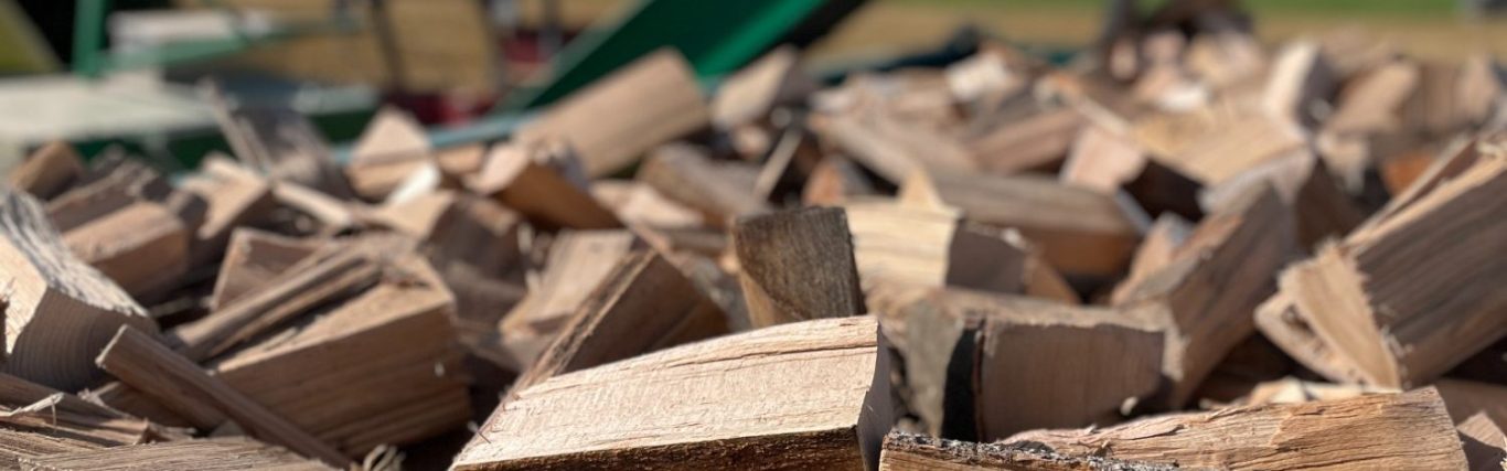 Ofenfertiges Brennholz Ofenfertiges Brennholz